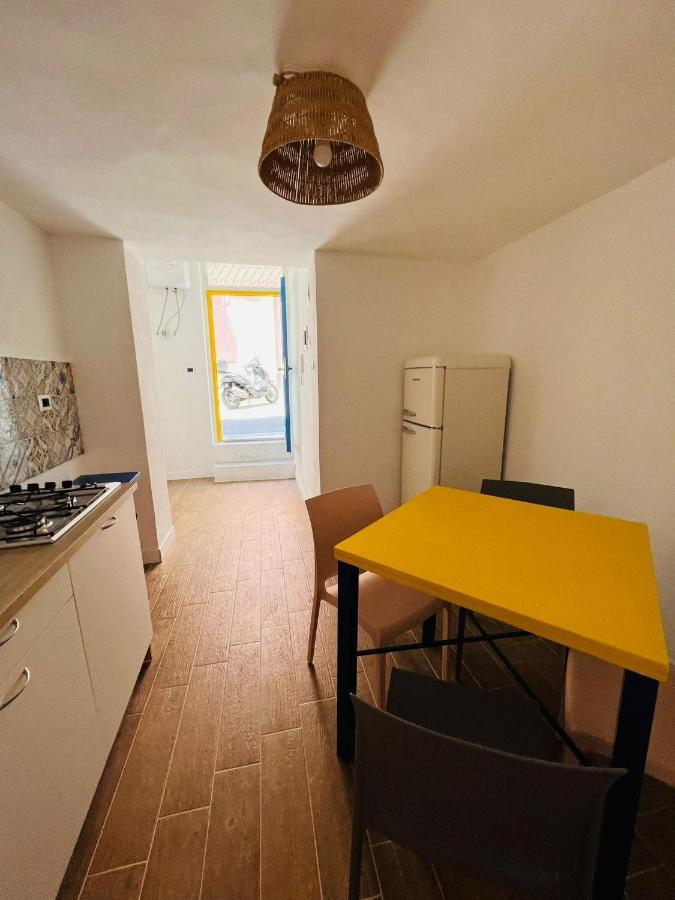 Oltremare Apartments Santa Flavia Bagian luar foto
